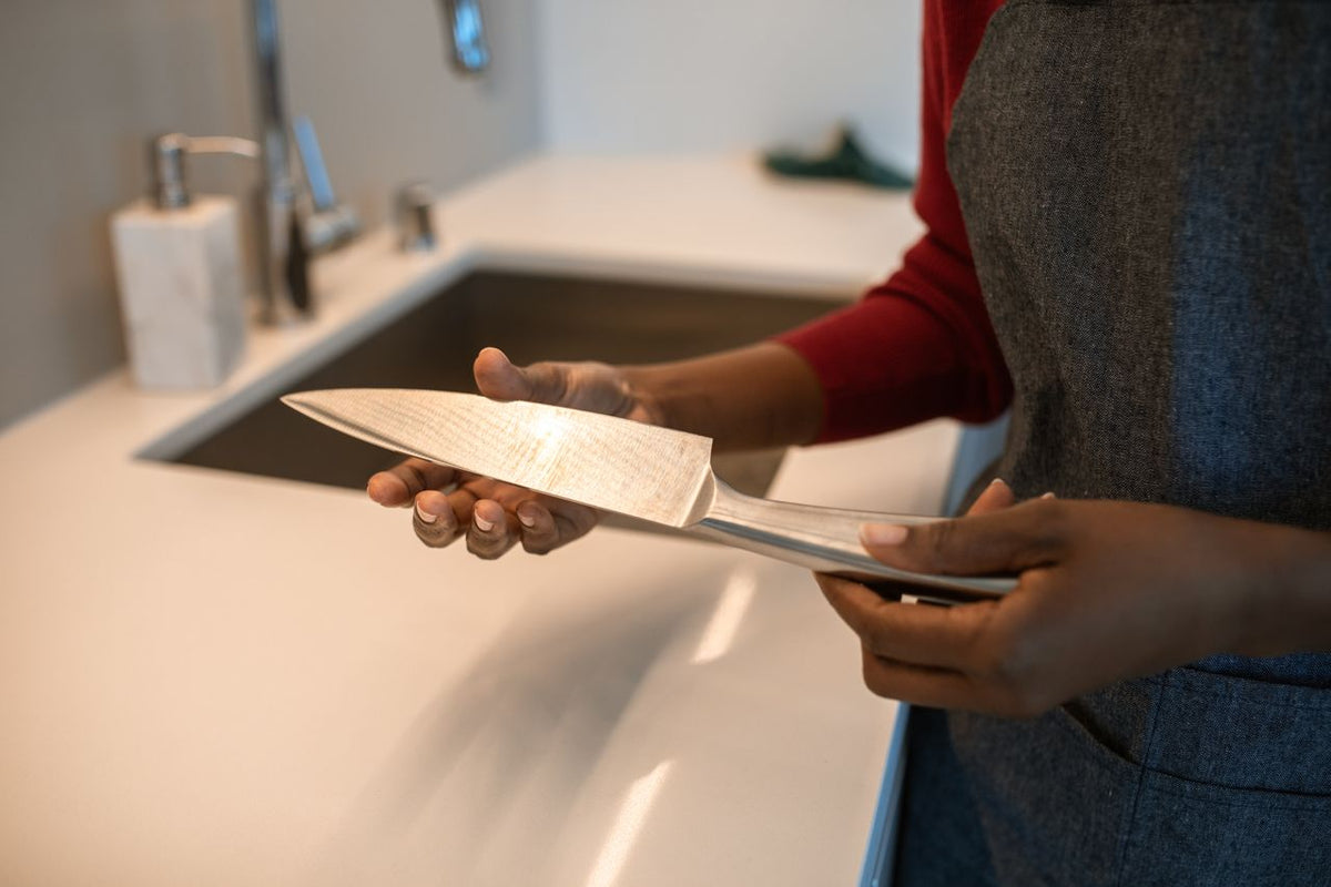 10 Signs It's Time for a New Knife (Plus What to Buy Instead)