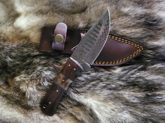 Damascus Hunters Knife