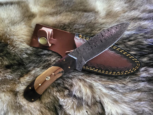 Damascus Two Toned Hunting Knife