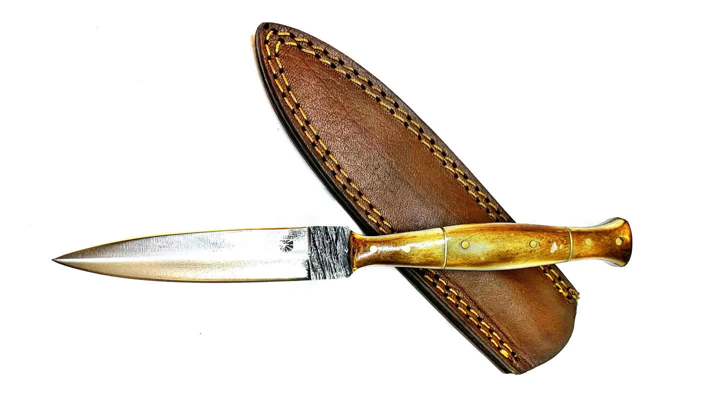 Burnt Bone Boot Dagger